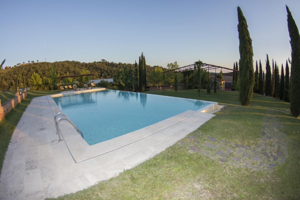 Agriturismo Sant'Alfredo Monteroni dʼArbia Buitenkant foto