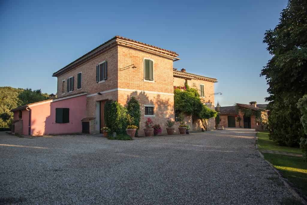 Agriturismo Sant'Alfredo Monteroni dʼArbia Buitenkant foto