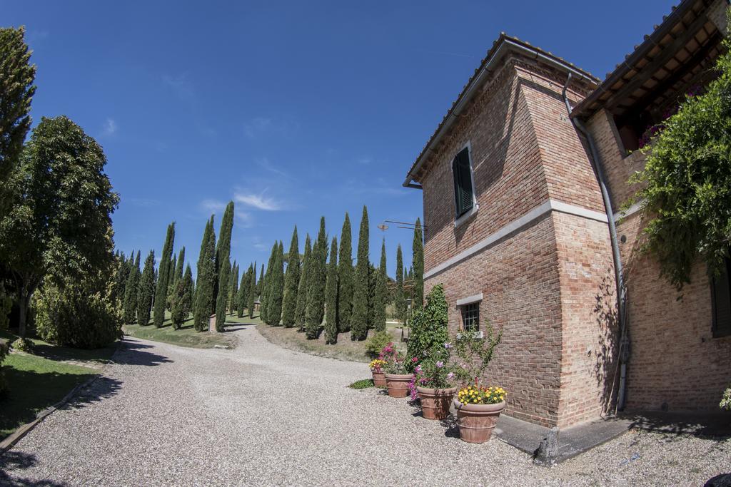 Agriturismo Sant'Alfredo Monteroni dʼArbia Buitenkant foto