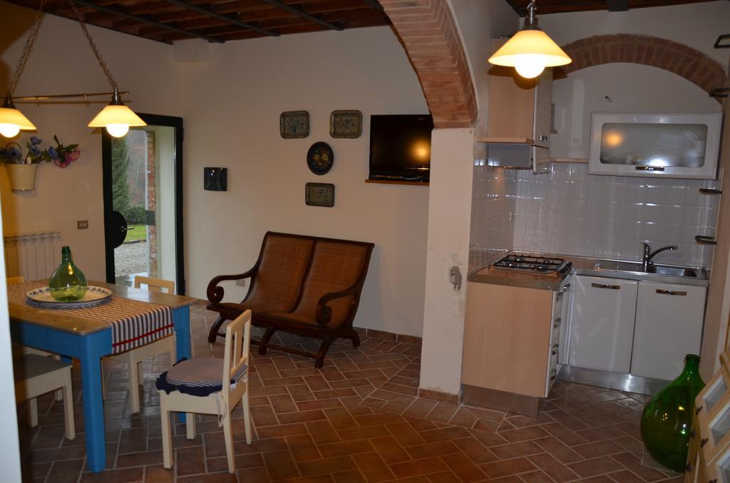 Agriturismo Sant'Alfredo Monteroni dʼArbia Buitenkant foto